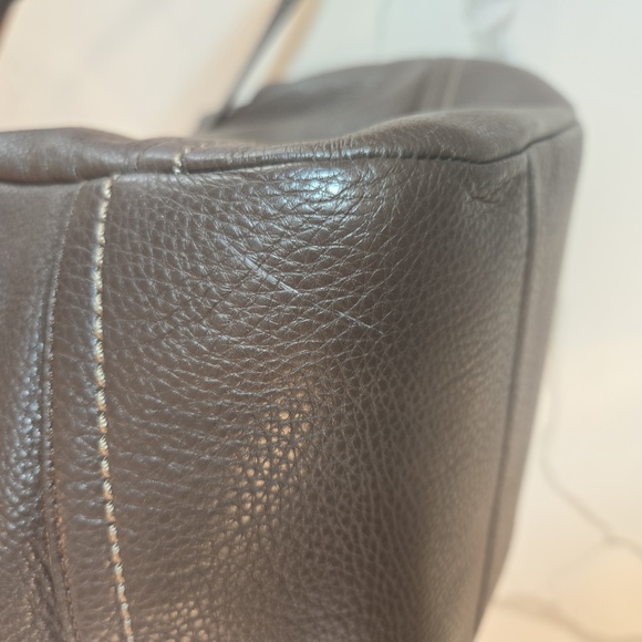Coach Carrie Park Carryall
Shoulder Bag/Tote Brown Pebbled Leather - Picture 16 of 16